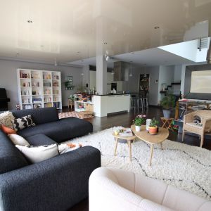 photo 1: Superbe Maison Contemporaine avec piscine