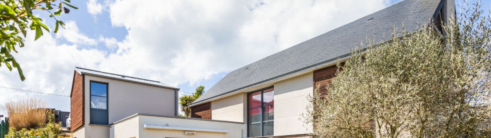 photo 12: Maison d’architecte avec piscine intérieure et jardin à Saint-Vincent 7 pièce(s)