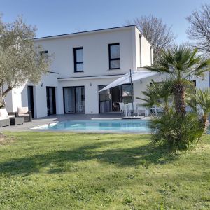 photo 1: Superbe maison d’architecte